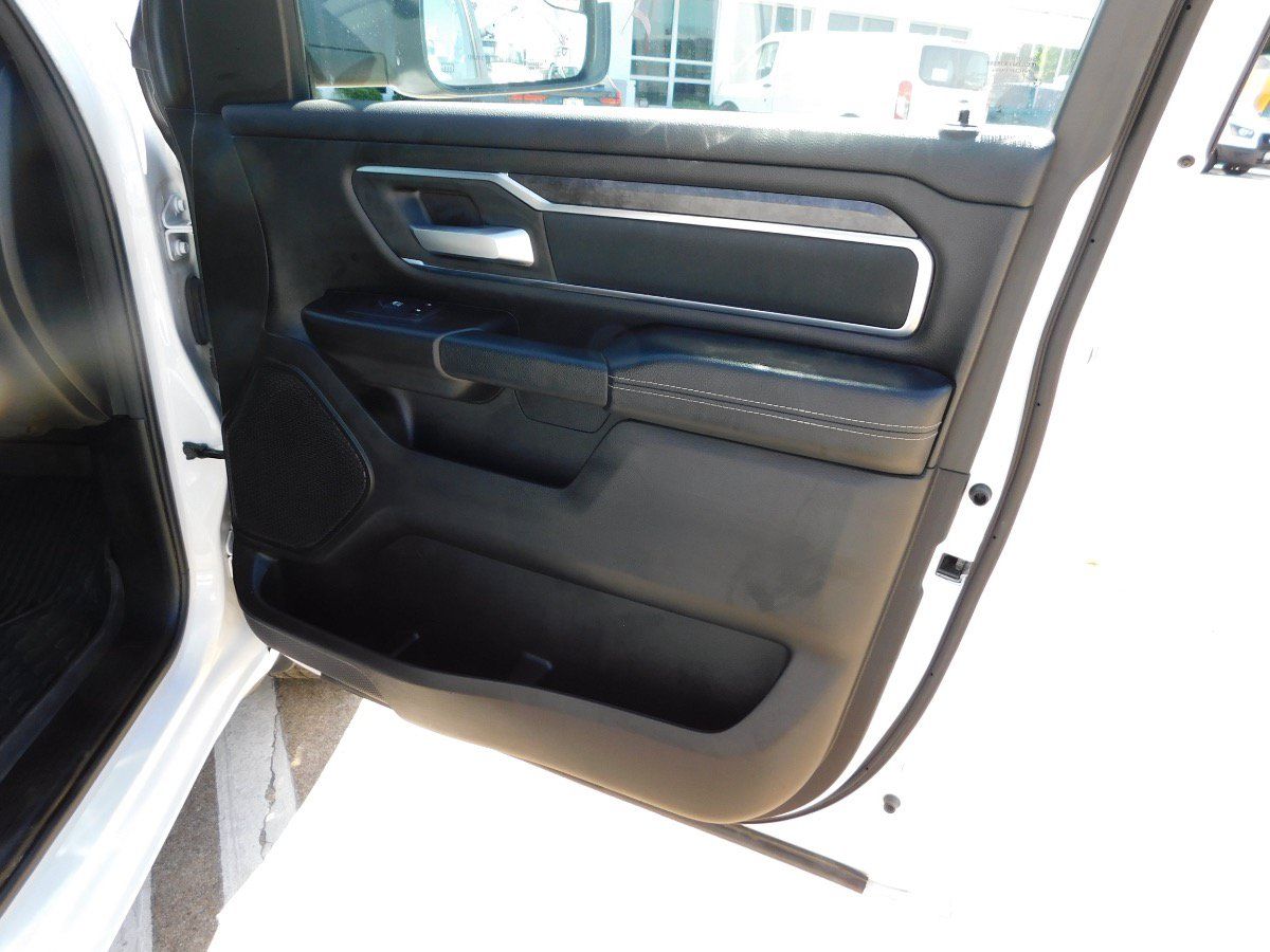 Used 2024 RAM 1500 Big Horn AWD/4WD image 29