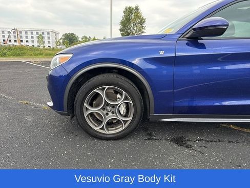 Used 2022 Alfa Romeo Stelvio Ti image 10