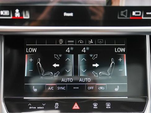 Used 2023 Audi S7 Premium Plus w/ Premium Plus Package AWD/4WD image 32