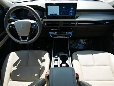 Certified 2023 Lincoln Corsair AWD w/ Equipment Group 101A image 13