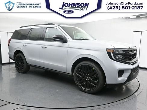 New 2026 Ford Expedition Platinum w/ Stealth Performance Package image 3