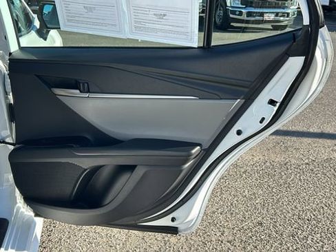 Used 2025 Toyota Camry SE w/ Multimedia Upgrade Package image 9