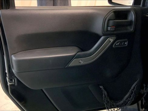 Used 2015 Jeep Wrangler Unlimited Sport w/ Quick Order Package 24S image 22