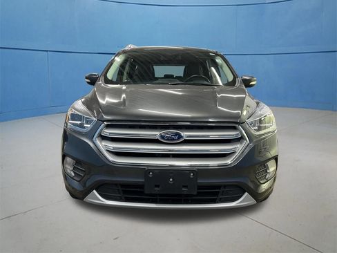 Used 2019 Ford Escape Titanium image 4