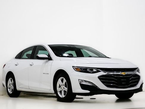 Used 2023 Chevrolet Malibu LT w/ Driver Confidence Package FWD image 1