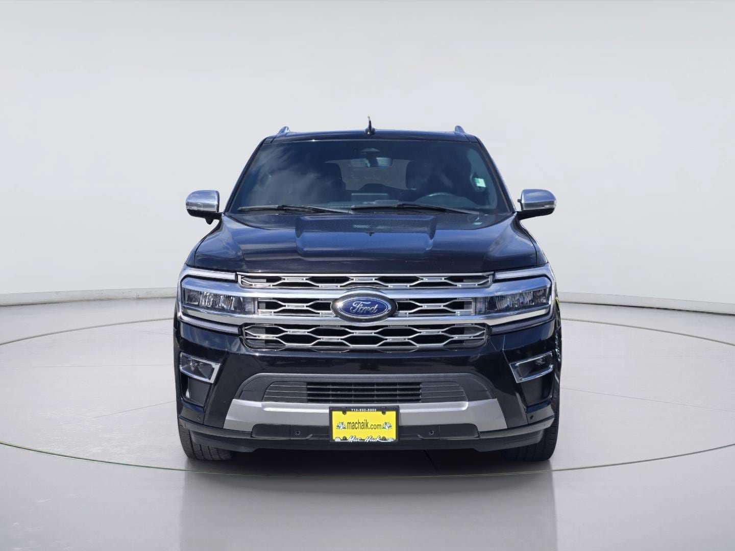 Used 2023 Ford Expedition Max Platinum RWD image 2