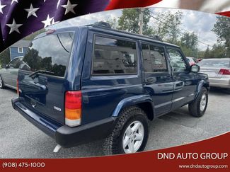 Used 2000 Jeep Cherokee Sport image 1