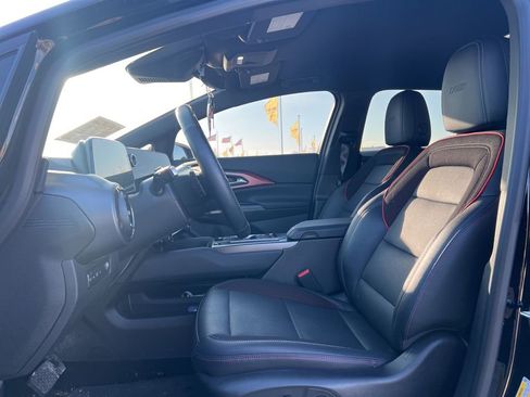 Used 2024 Chevrolet Equinox EV RS image 11