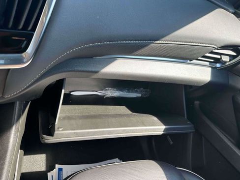 Used 2023 Chevrolet Traverse Premier w/ Redline Edition image 35