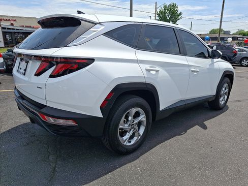 Used 2024 Hyundai Tucson SE AWD/4WD image 5