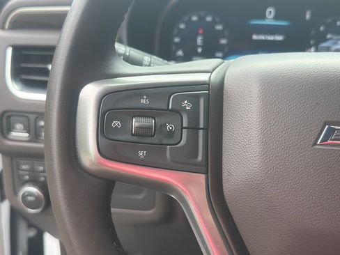 Used 2024 Chevrolet Suburban Z71 AWD/4WD image 12