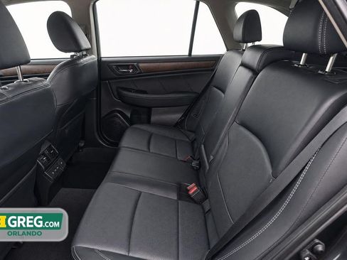 Used 2018 Subaru Outback 2.5i Limited AWD/4WD image 17