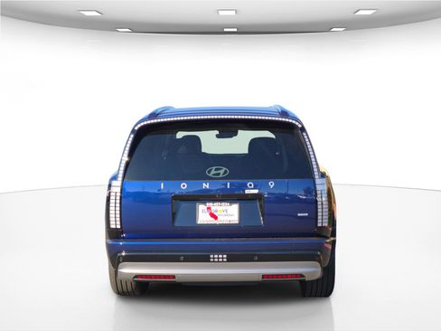 New 2026 Hyundai Ioniq 9 Limited image 7