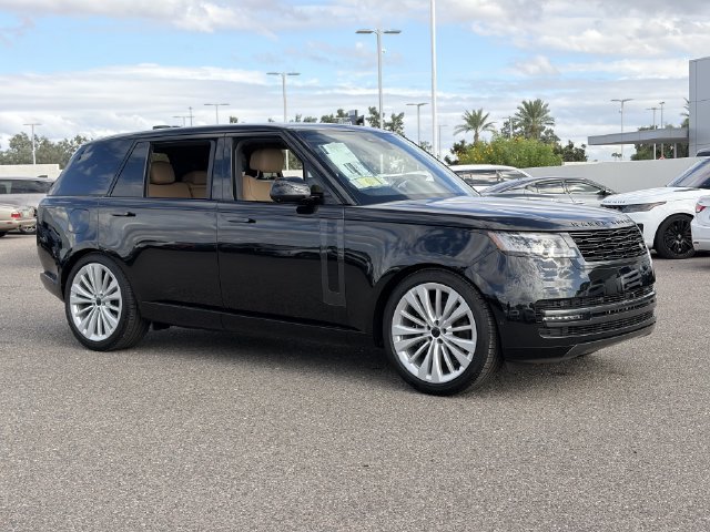 New 2026 Land Rover Range Rover Long Wheelbase SE AWD/4WD image 4
