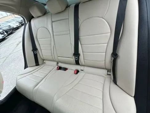Used 2015 Mercedes-Benz C 300 4MATIC Sedan image 20