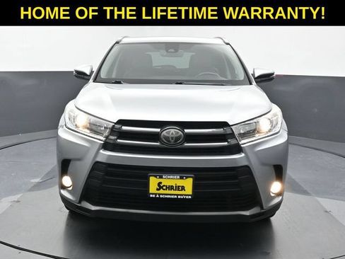 Used 2017 Toyota Highlander SE AWD/4WD image 9