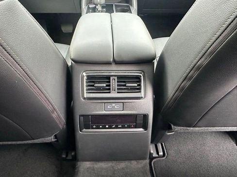 Used 2025 MAZDA CX-90 3.3 Turbo w/ Preferred Package image 33