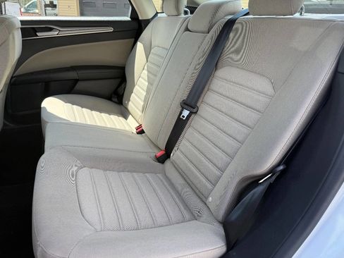 Used 2019 Ford Fusion S image 19