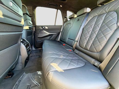 New 2026 BMW X5 M60i w/ Executive Package image 21