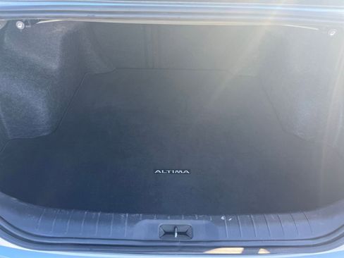 Used 2023 Nissan Altima 2.5 S FWD image 25