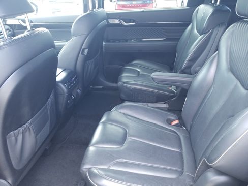 Used 2024 Hyundai Palisade Calligraphy image 12