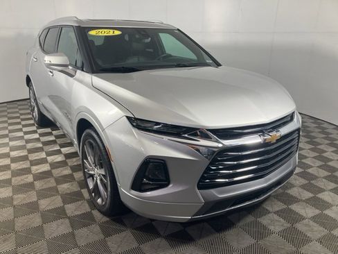 Used 2021 Chevrolet Blazer Premier w/ Driver Confidence II Package image 2