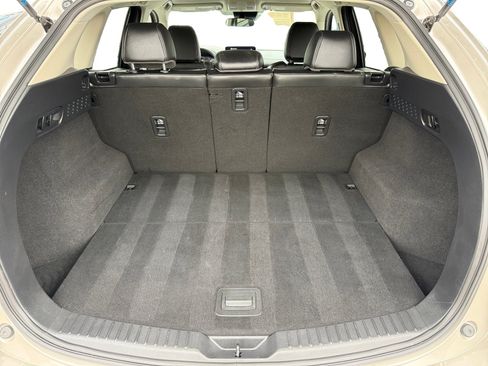 Used 2024 MAZDA CX-5 AWD 2.5 S w/ Select Package image 17