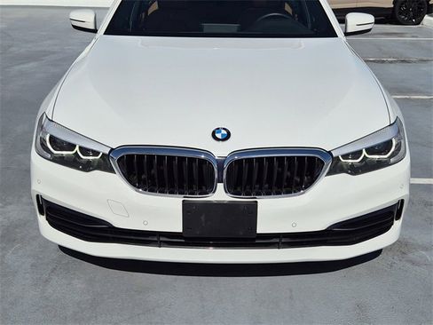 Used 2019 BMW 540i xDrive w/ Convenience Package image 9
