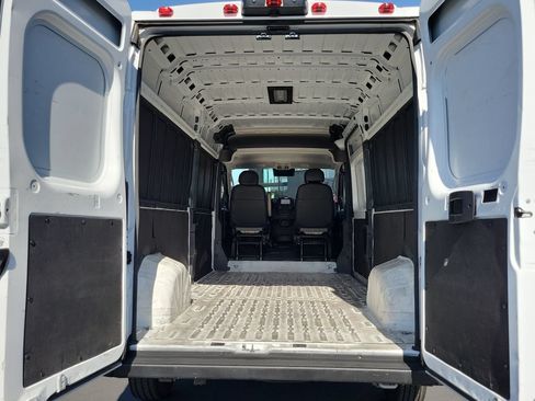 Used 2025 RAM ProMaster 2500 w/ Convenience Group FWD image 23