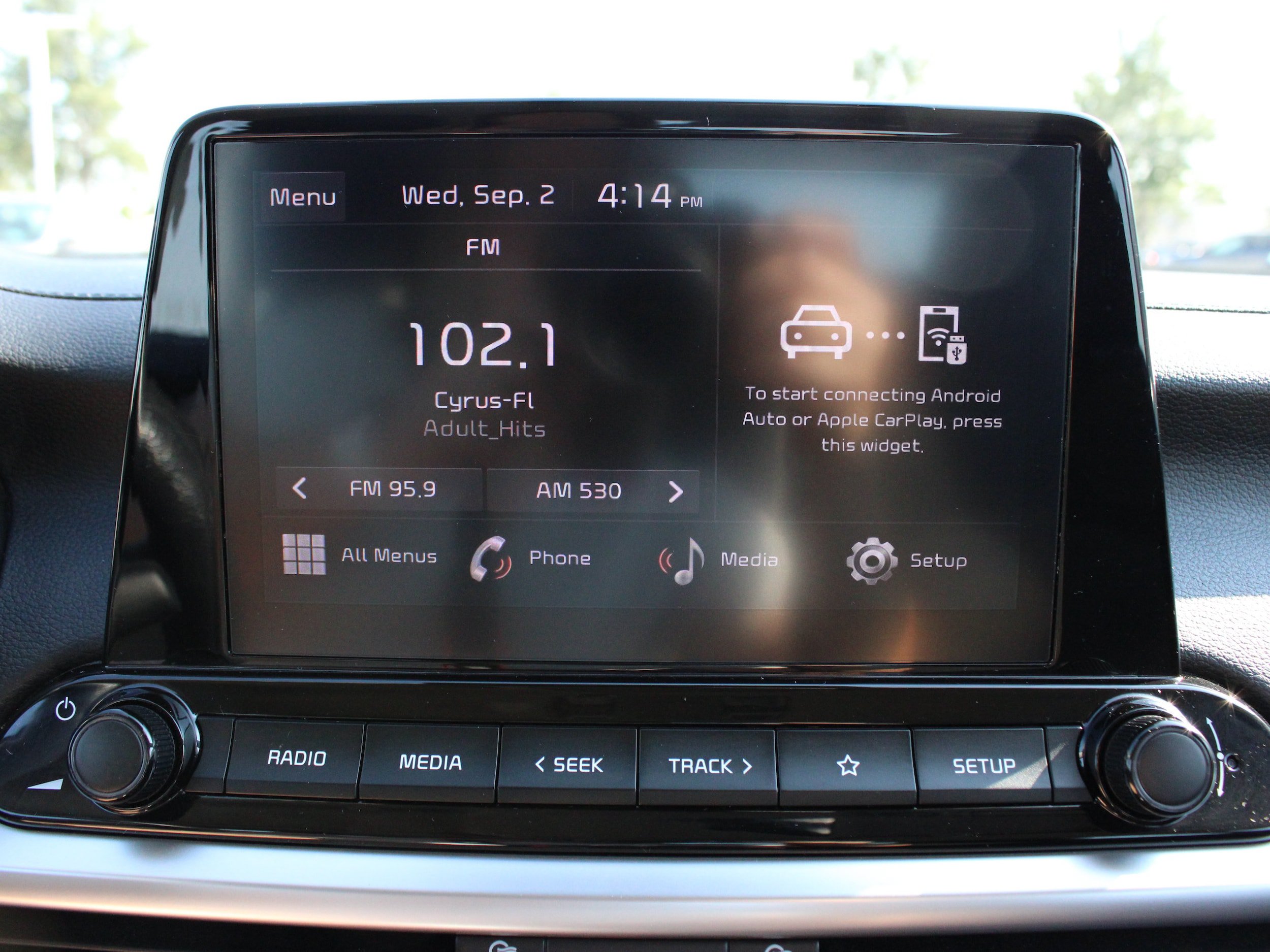 Used 2024 Kia Forte LXS w/ LXS Technology Package FWD image 18