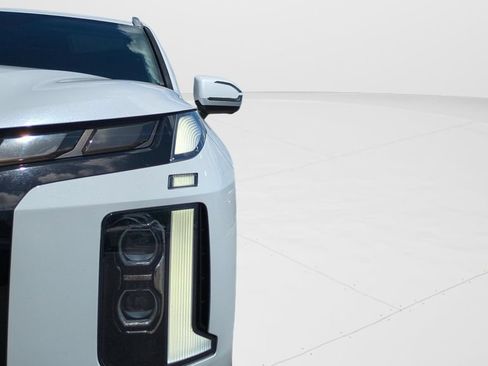 Certified 2024 Hyundai Palisade Limited FWD image 27