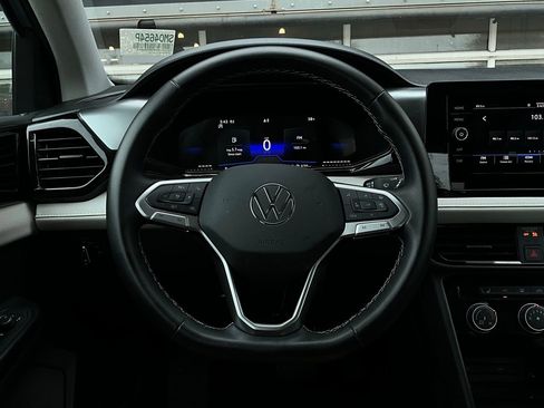 Used 2025 Volkswagen Taos S image 31