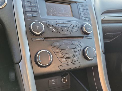 Used 2018 Ford Fusion S image 22