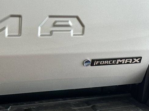 Used 2025 Toyota Tacoma TRD Off-Road AWD/4WD image 8