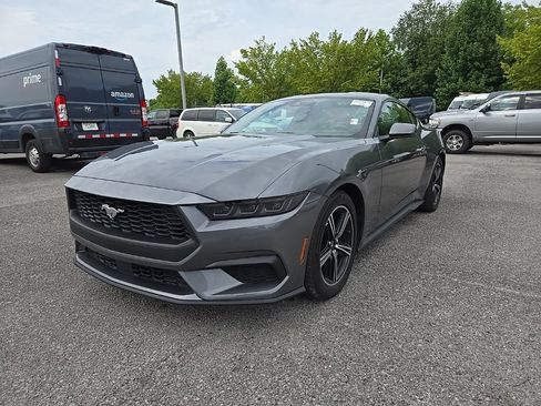 Used 2025 Ford Mustang Premium RWD image 3