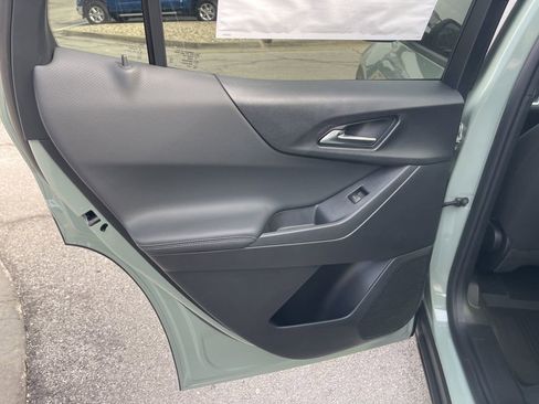 New 2026 Chevrolet Equinox LT image 18