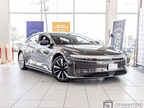 Used 2023 Lucid Air Pure RWD image 3