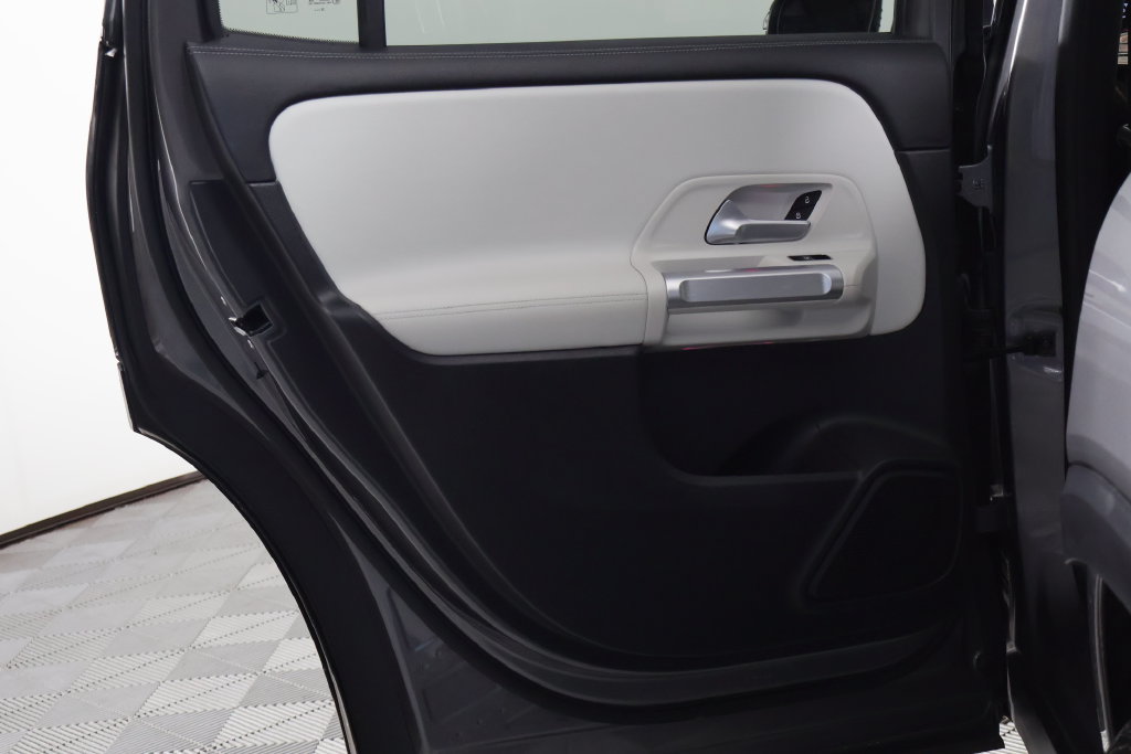 Certified 2023 Mercedes-Benz GLB 250 image 13