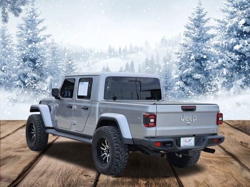 Used 2020 Jeep Gladiator Overland image 5