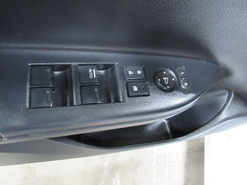 Used 2017 Honda Accord Sport Special Edition image 12