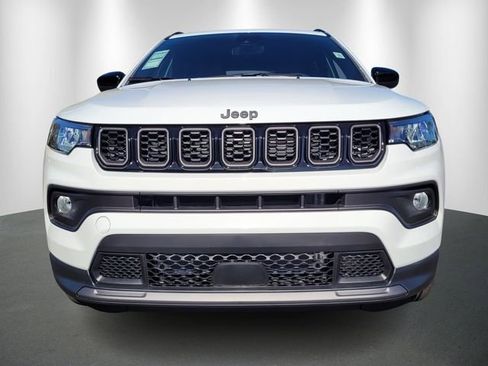New 2026 Jeep Compass Latitude image 2
