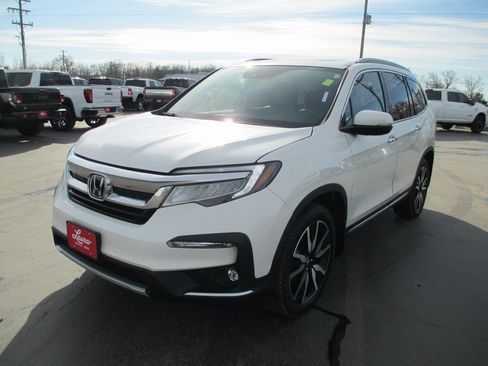 Used 2019 Honda Pilot Touring image 9