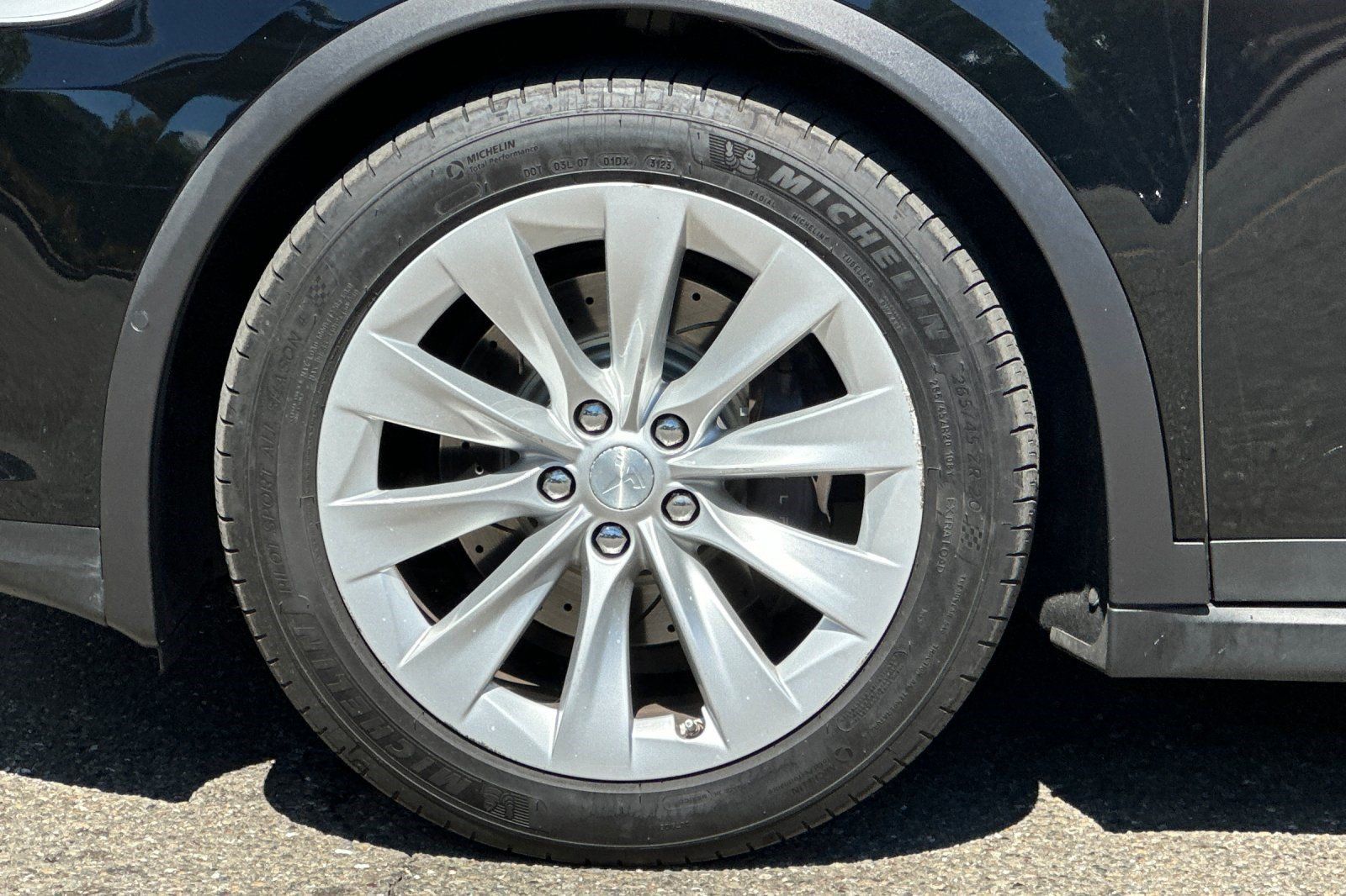 Used 2018 Tesla Model X 75D AWD/4WD image 12