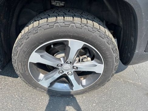 Used 2022 Jeep Grand Cherokee Limited 4xe AWD/4WD image 6