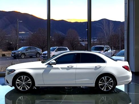 Used 2016 Mercedes-Benz C 300 4MATIC Sedan image 2