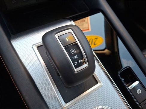 Used 2022 Mitsubishi Outlander SEL image 12