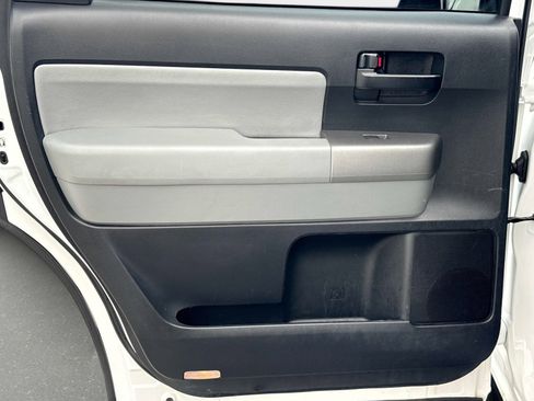 Used 2015 Toyota Sequoia SR5 image 13