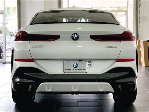 Certified 2024 BMW X6 xDrive40i w/ M Sport Professional Package AWD/4WD image 4