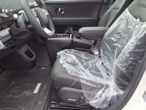 New 2026 Hyundai Ioniq 5 SEL image 16