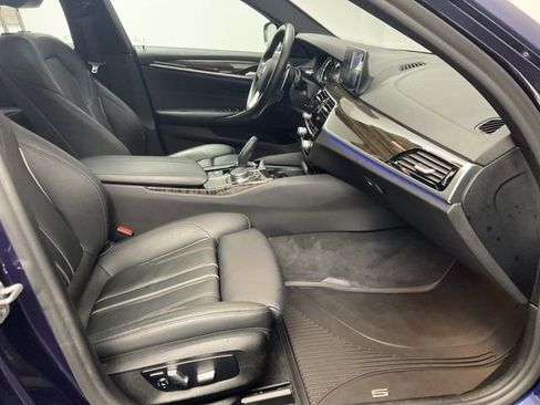 Used 2018 BMW 540i xDrive w/ Premium Package image 26